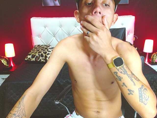 Live sex webcam photo for dilanviajel #276755926