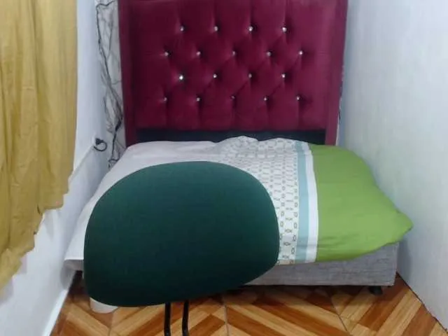 Live sex webcam photo for dinatatto #273114547