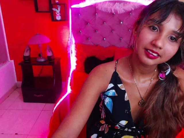 Live sex webcam photo for diosa0825 #272304484