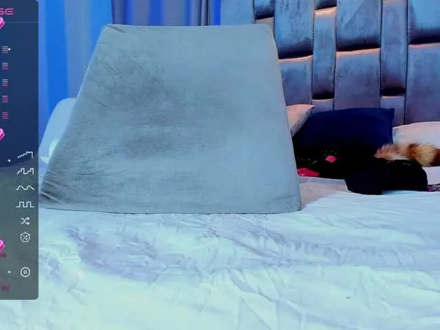 Live sex webcam photo for diosahorny69 #276158694