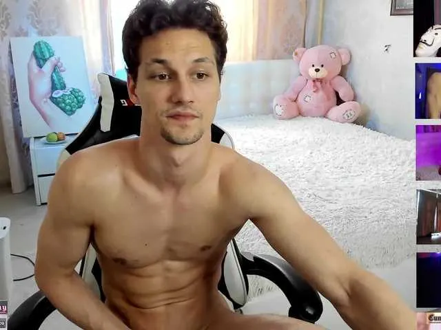 Live sex webcam photo for dirty-boss #288038338