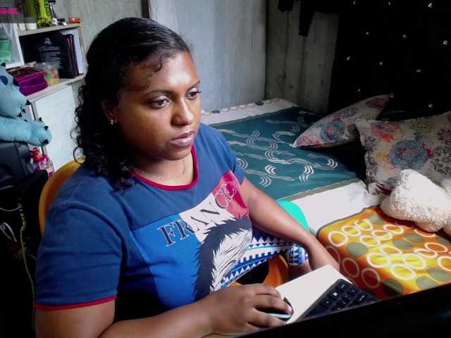 Live sex webcam photo for dirty-lady2 #271899108