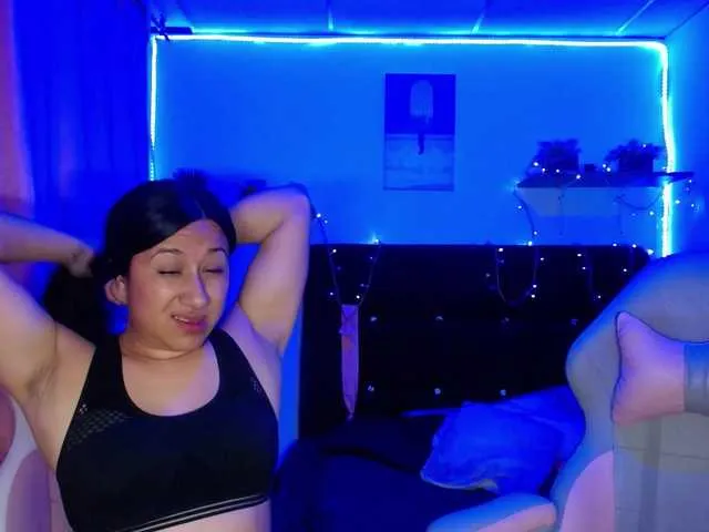 Live sex webcam photo for dirtytwins #275649214