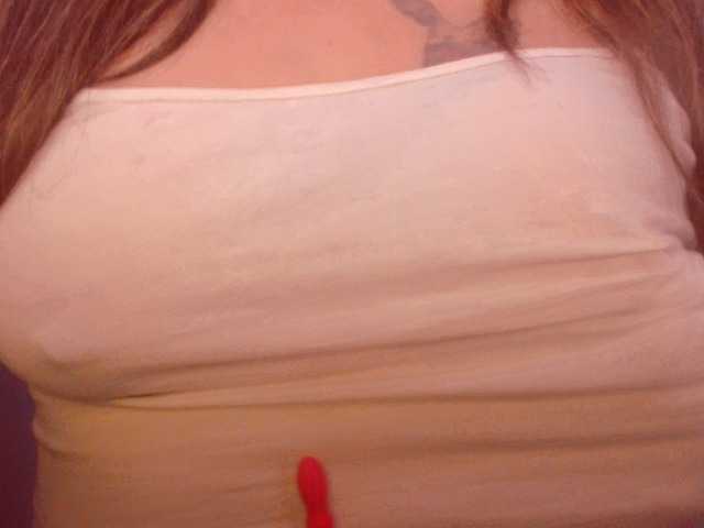 Live sex webcam photo for dirtywoman #271822138