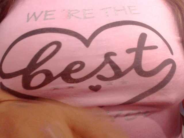 Live sex webcam photo for dirtywoman #271831591