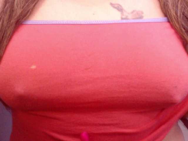 Live sex webcam photo for dirtywoman #272024065