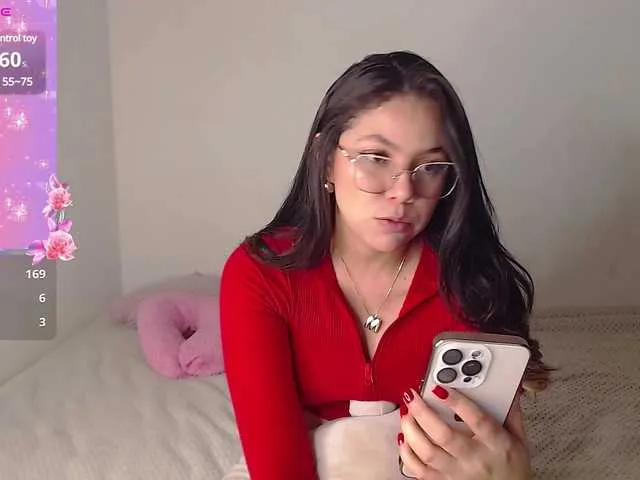 Live sex webcam photo for diva-tropical0808 #290974441