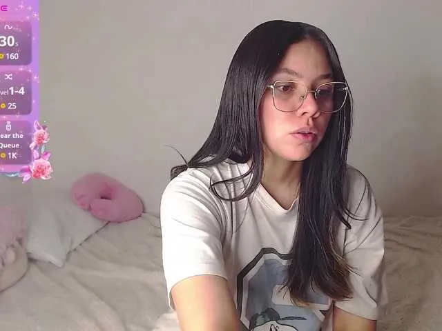 Live sex webcam photo for diva-tropical0808 #291005881