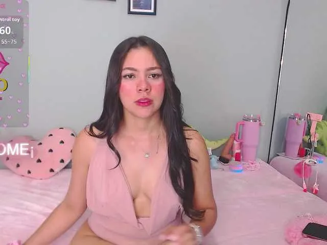 Live sex webcam photo for diva-tropical0808 #293401918