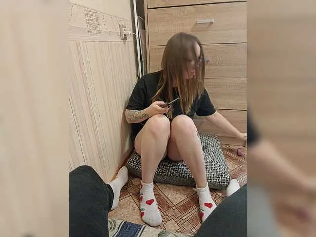 Live sex webcam photo for divine-hell69 #277311518