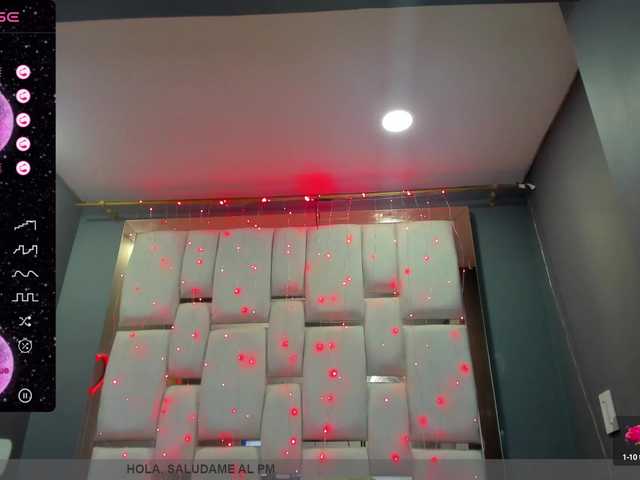 Live sex webcam photo for dixxiee #277956189