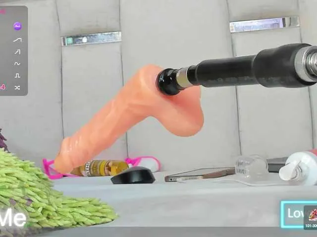 Live sex webcam photo for dixxiee #290857560