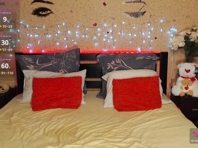 Live sex webcam photo for djessica77 #292291090