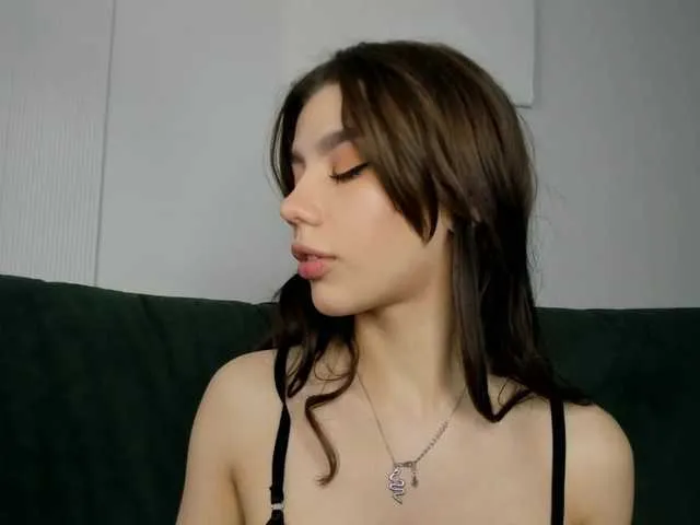 Live sex webcam photo for dolly-ll #278147461