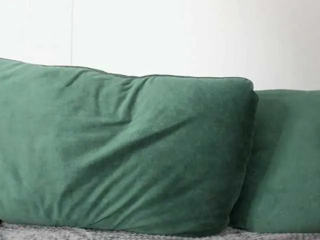 Live sex webcam photo for dolly-ll #278149281