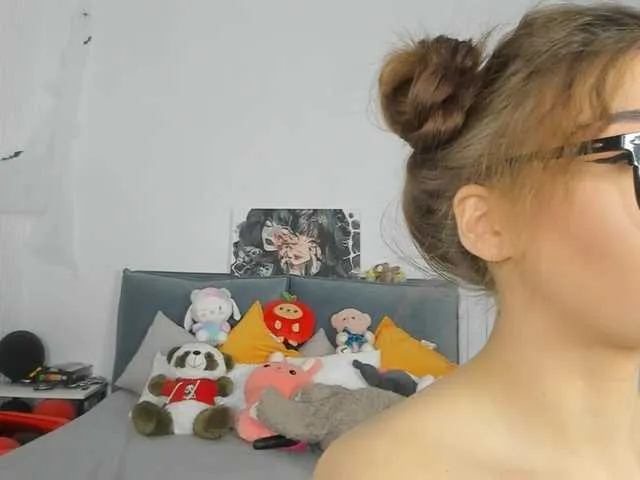 Live sex webcam photo for dolly-ll #290186803