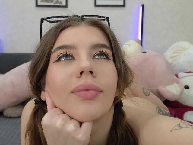 Live sex webcam photo for dolly-ll #291194350