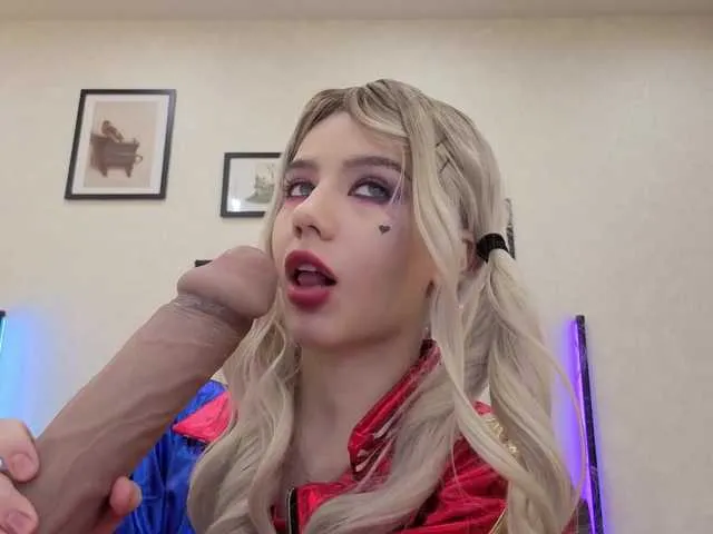 Live sex webcam photo for dolly-ll #292371707