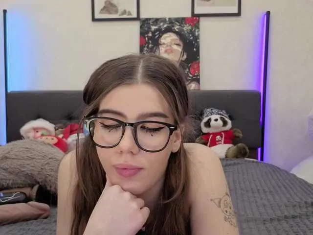 Live sex webcam photo for dolly-ll #292411222