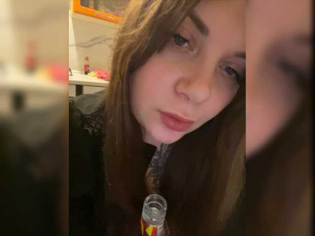 Live sex webcam photo for dollyD #277212499