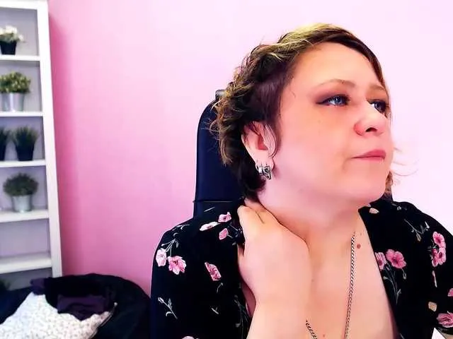 Live sex webcam photo for dolories #274440582