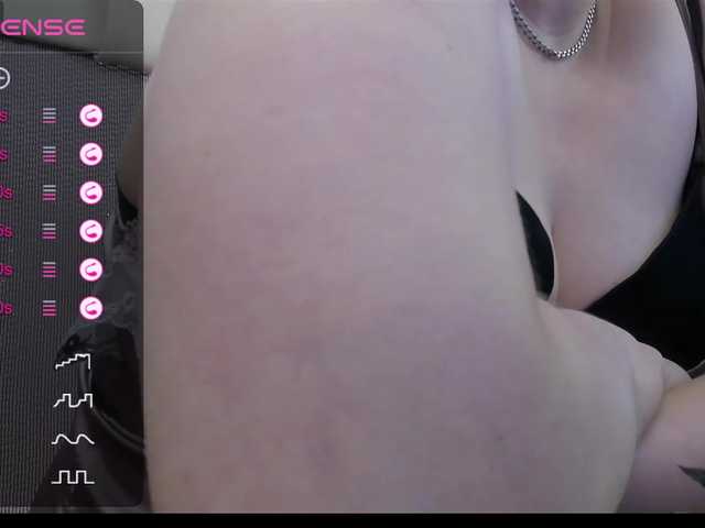 Live sex webcam photo for dolories #276790074