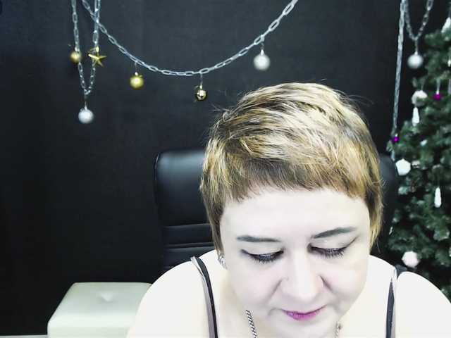 Live sex webcam photo for dolories #277015290