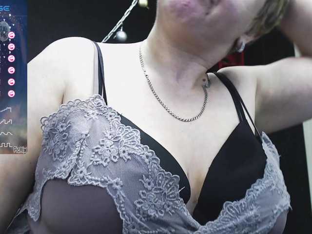 Live sex webcam photo for dolories #277019828