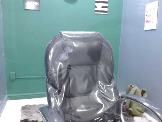 Live sex webcam photo for dominick18- #278251192