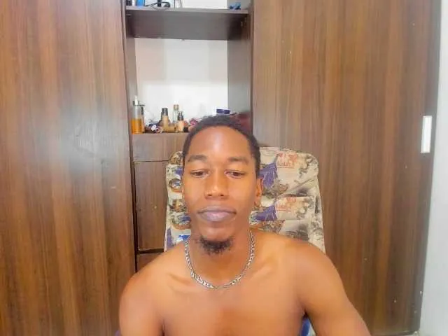 Live sex webcam photo for dreamastercum #291579515