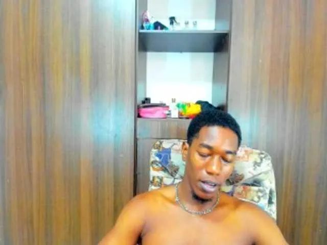 Live sex webcam photo for dreamastercum #291708244