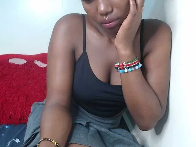 Live sex webcam photo for dreamebony #290908866