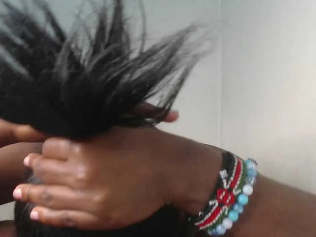 Live sex webcam photo for dreamebony #291625831