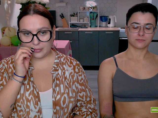 Live sex webcam photo for dreamteamgirls #292267480