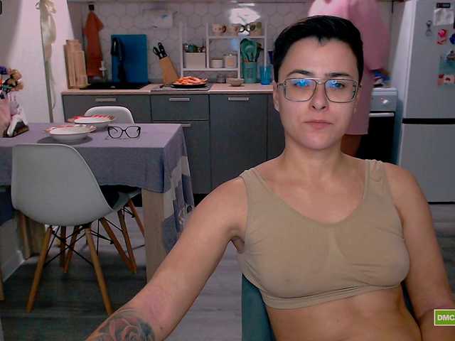 Live sex webcam photo for dreamteamgirls #292303276