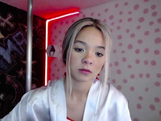 Live sex webcam photo for dreamygirl- #271724063