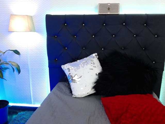 Live sex webcam photo for dreamygirl- #272361297