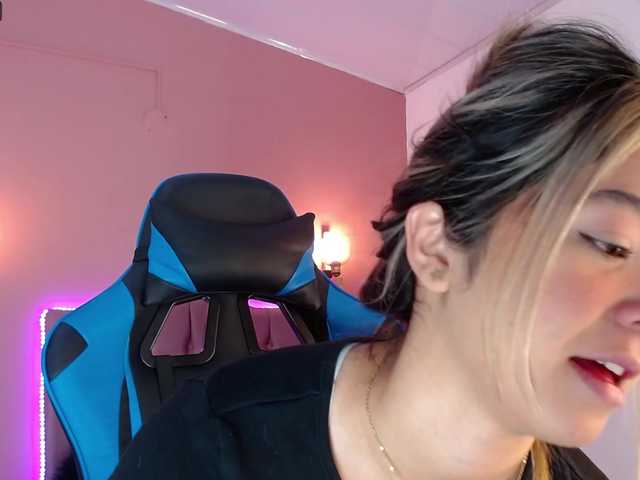 Live sex webcam photo for dreamygirl- #273116465