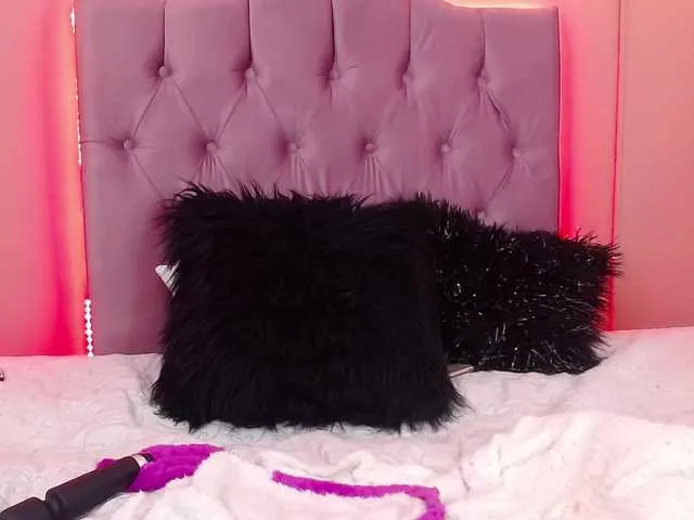 Live sex webcam photo for dreamygirl- #273653630