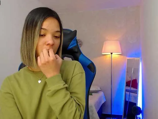 Live sex webcam photo for dreamygirl- #273861968