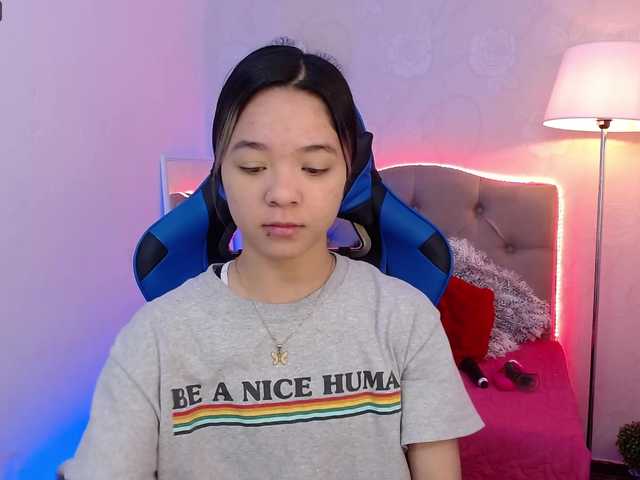 Live sex webcam photo for dreamygirl- #274055145