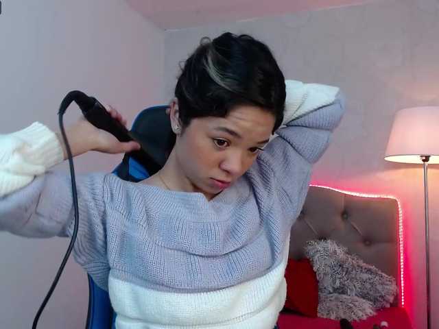 Live sex webcam photo for dreamygirl- #274066849