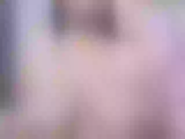 Live sex webcam photo for drippingstudent #277266967