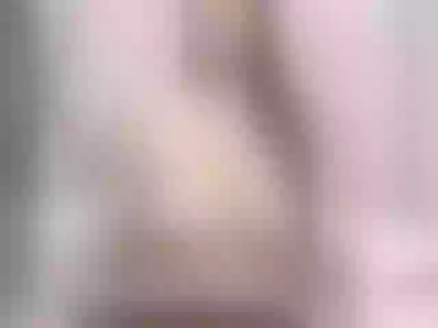 Live sex webcam photo for drippingstudent #277370545