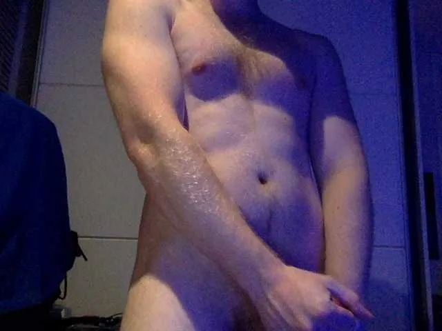 Live sex webcam photo for droobydrobby #275564529