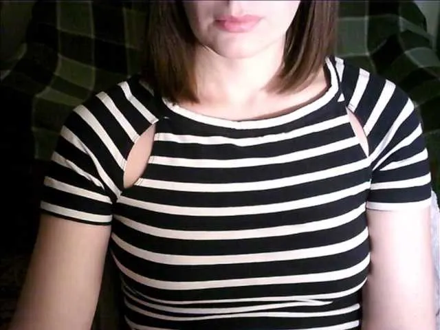 Live sex webcam photo for droplet83 #272032699