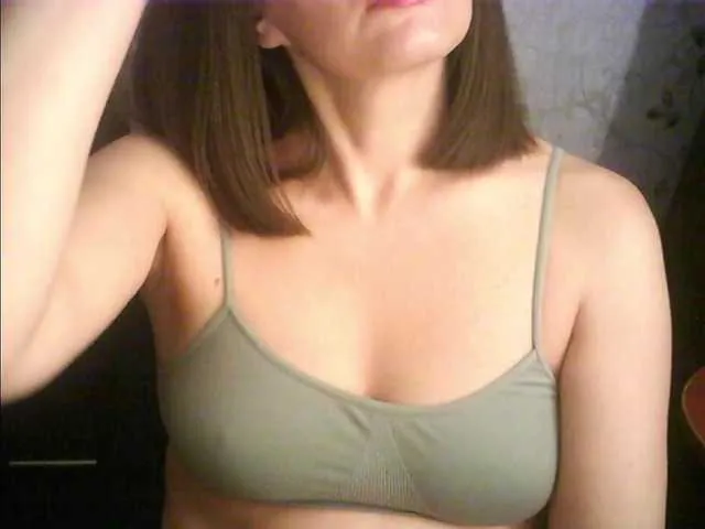 Live sex webcam photo for droplet83 #290364898