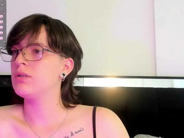 Live sex webcam photo for duas-ninfomaniacas #276908906