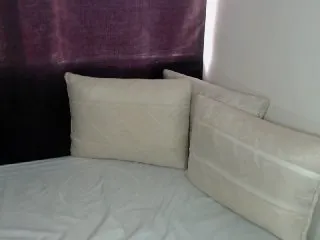 Live sex webcam photo for dulcemaria01 #147704001