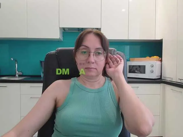 Live sex webcam photo for dulcesiomar8 #290340666